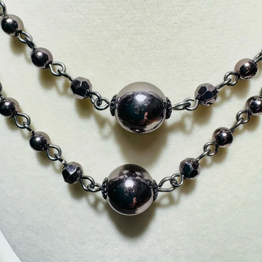 Candie’s Gunmetal Beaded Necklace NWT